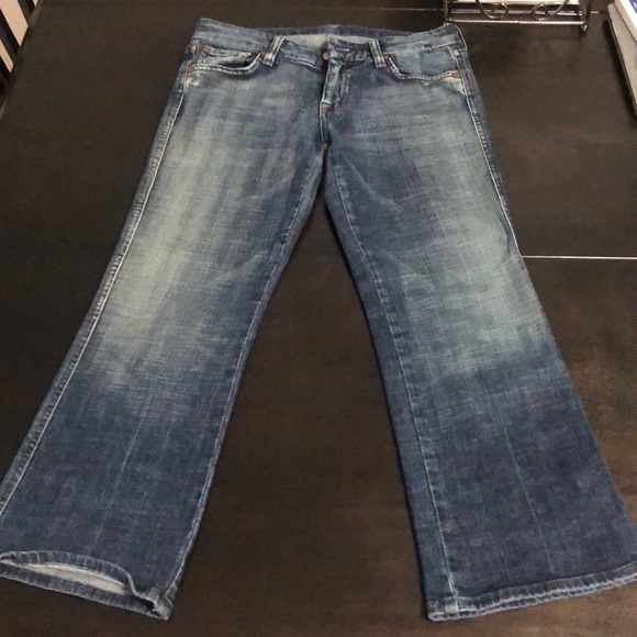 Capris - Picture 2 of 3